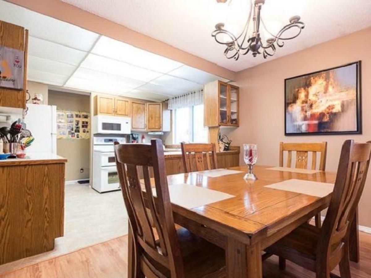 Bed and Breakfast Wild North Bed & Rest à Whitehorse Extérieur photo